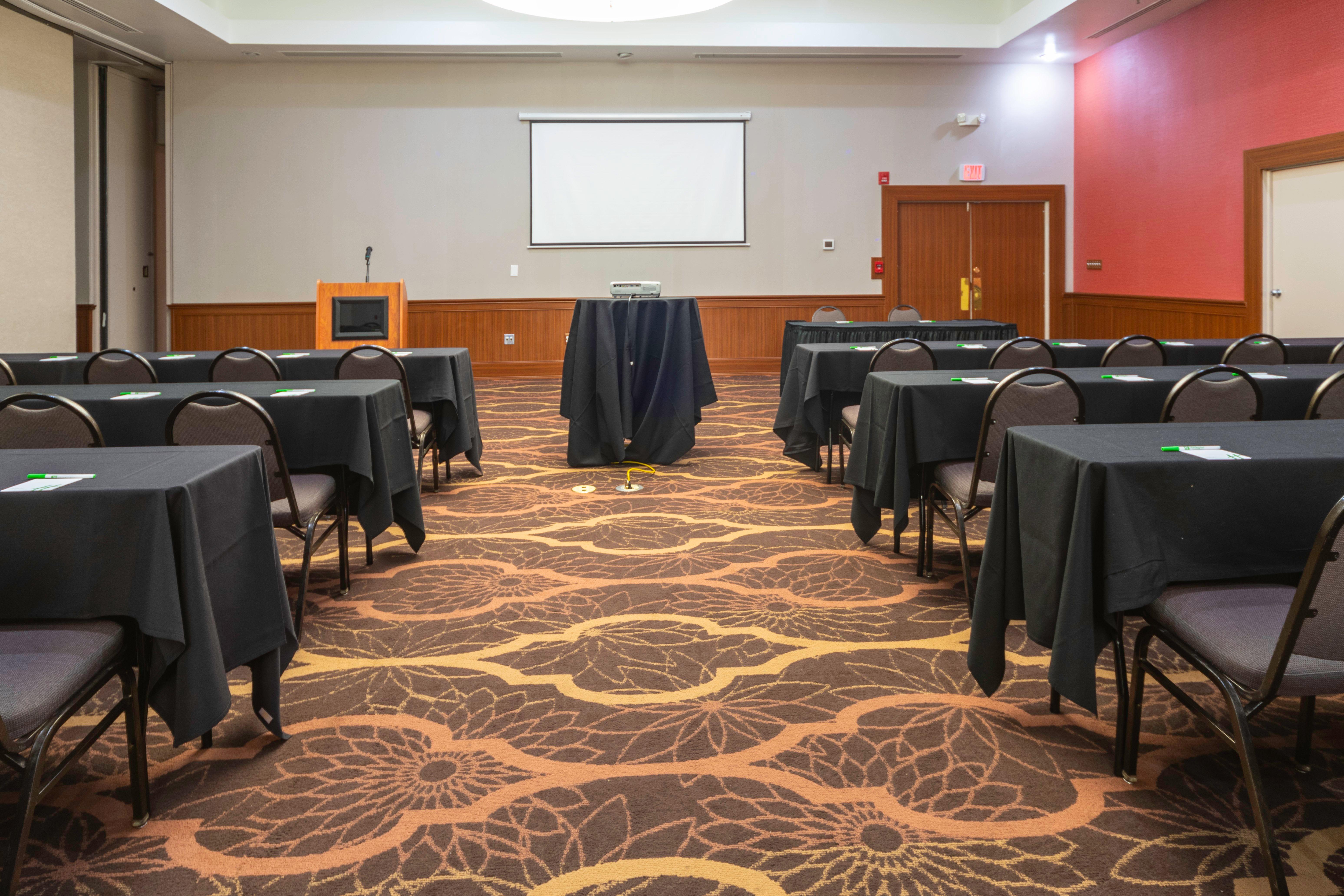 Holiday Inn Louisville East - Hurstbourne By Ihg Eksteriør billede