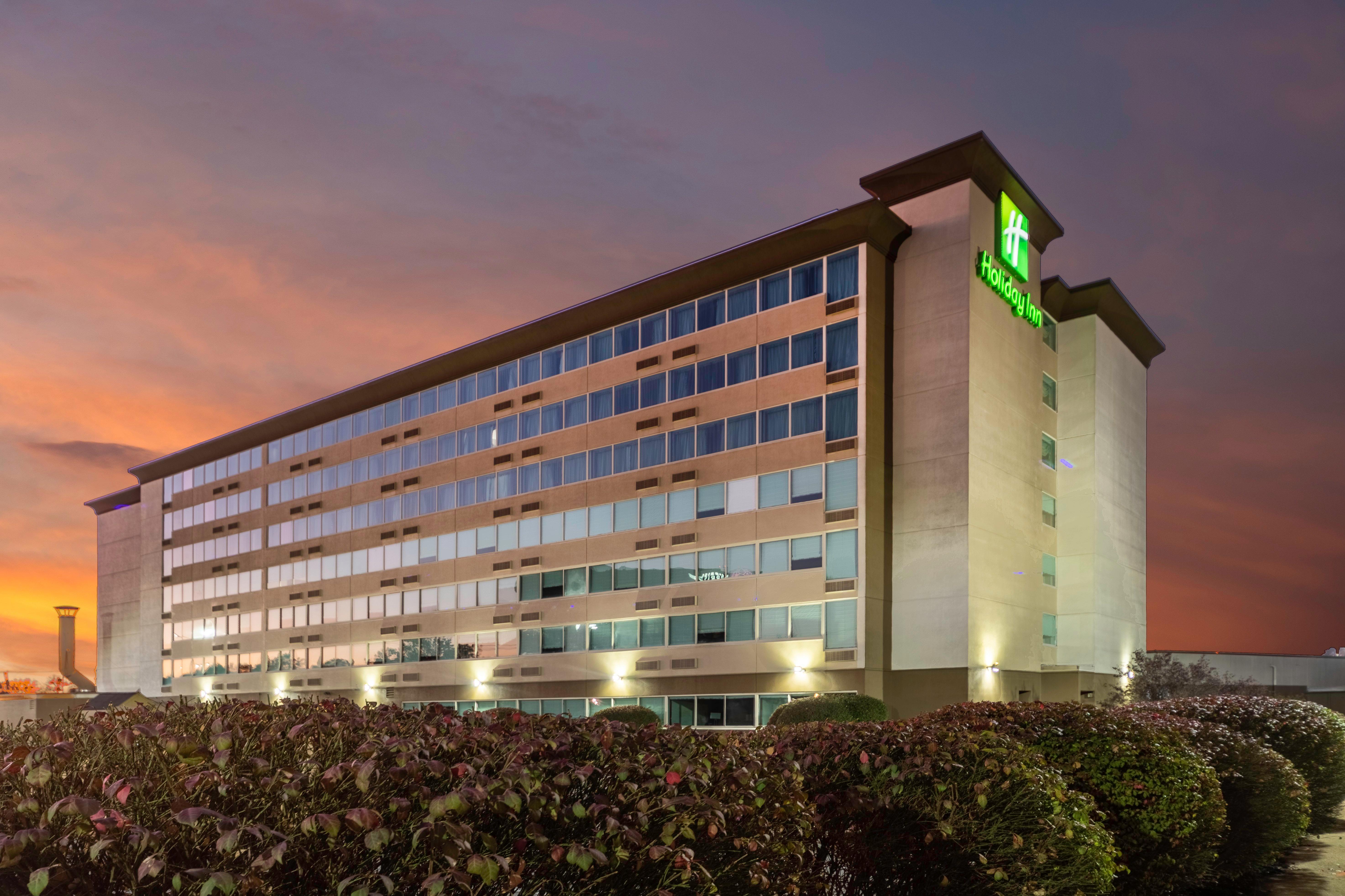 Holiday Inn Louisville East - Hurstbourne By Ihg Eksteriør billede