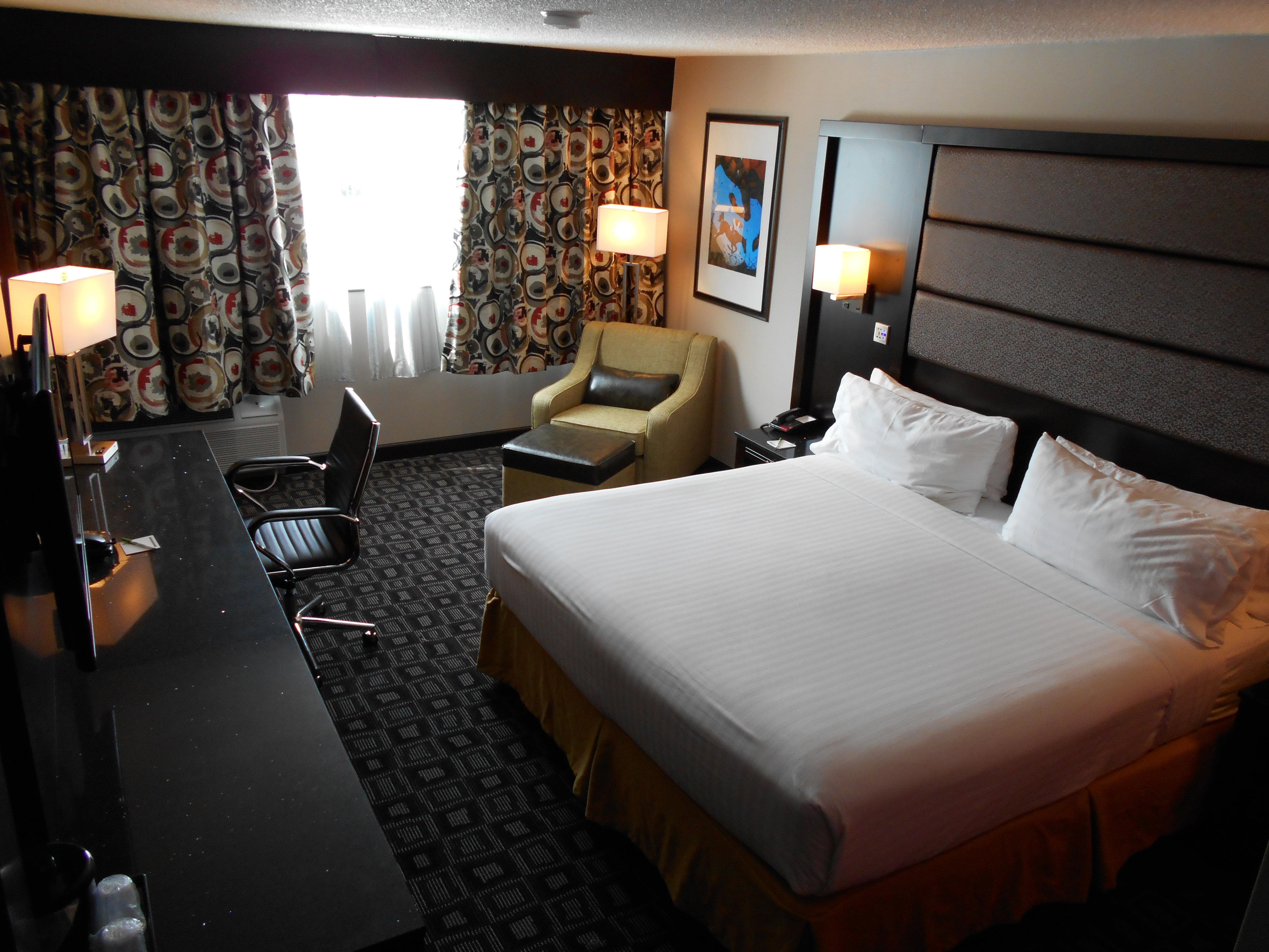 Holiday Inn Louisville East - Hurstbourne By Ihg Eksteriør billede