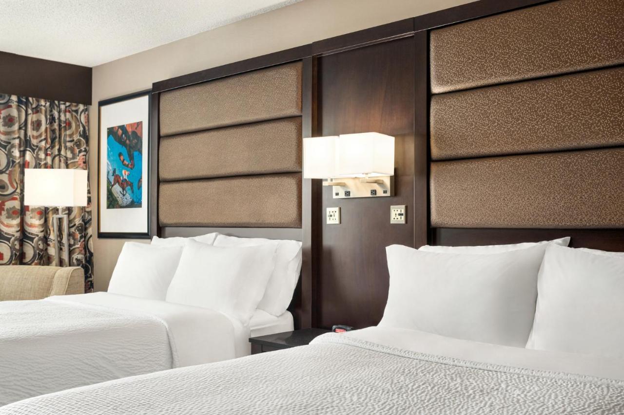 Holiday Inn Louisville East - Hurstbourne By Ihg Eksteriør billede