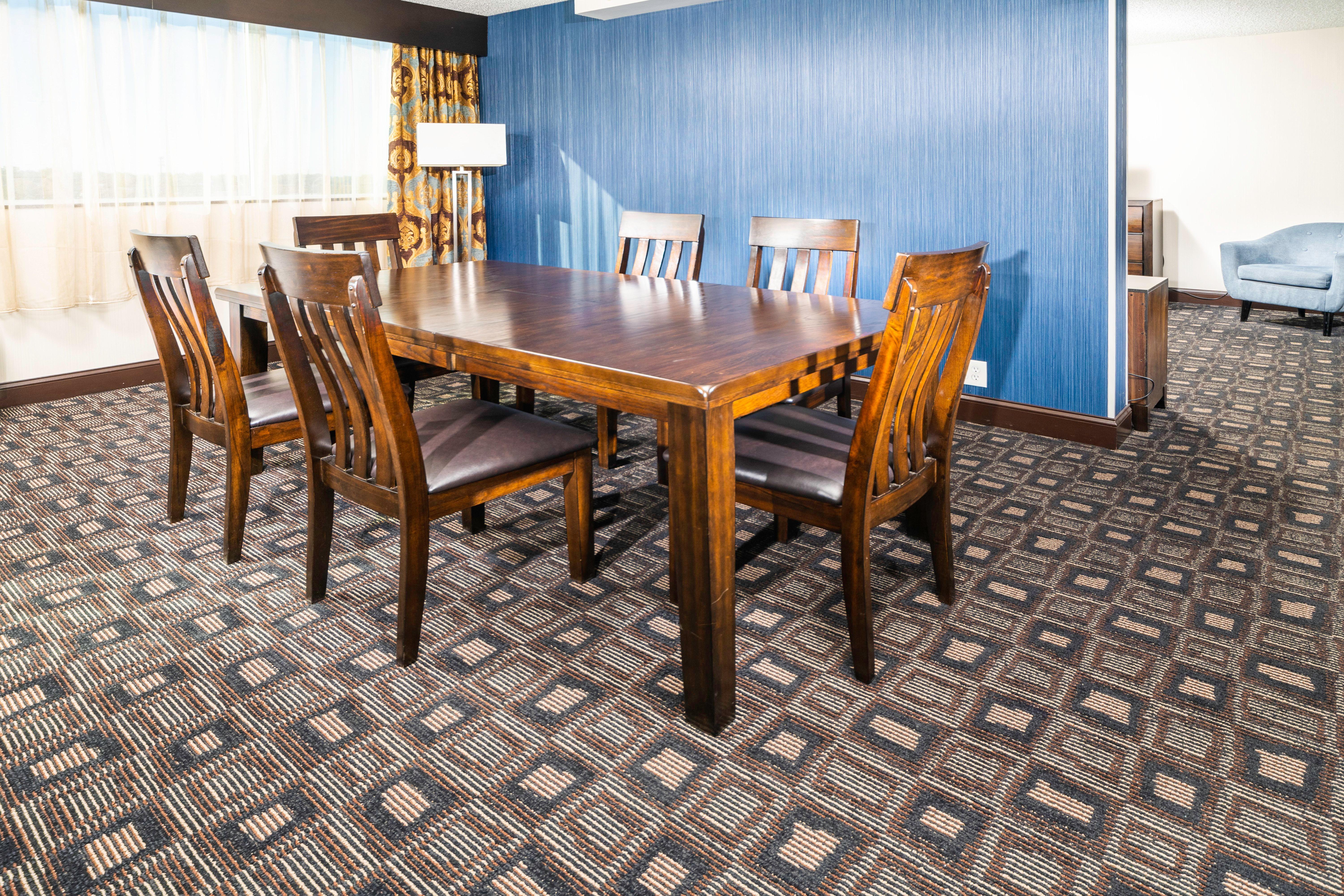 Holiday Inn Louisville East - Hurstbourne By Ihg Eksteriør billede
