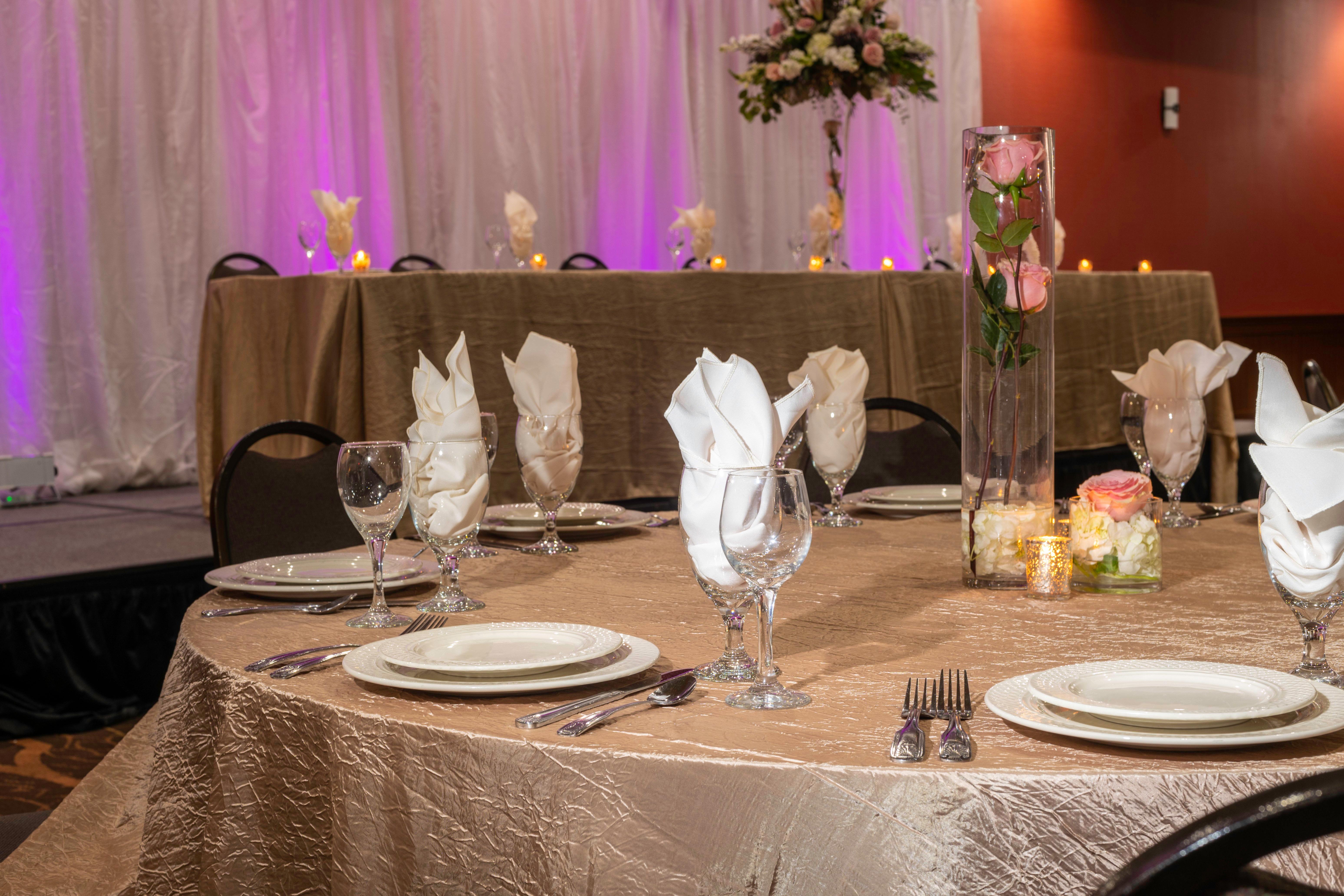 Holiday Inn Louisville East - Hurstbourne By Ihg Eksteriør billede