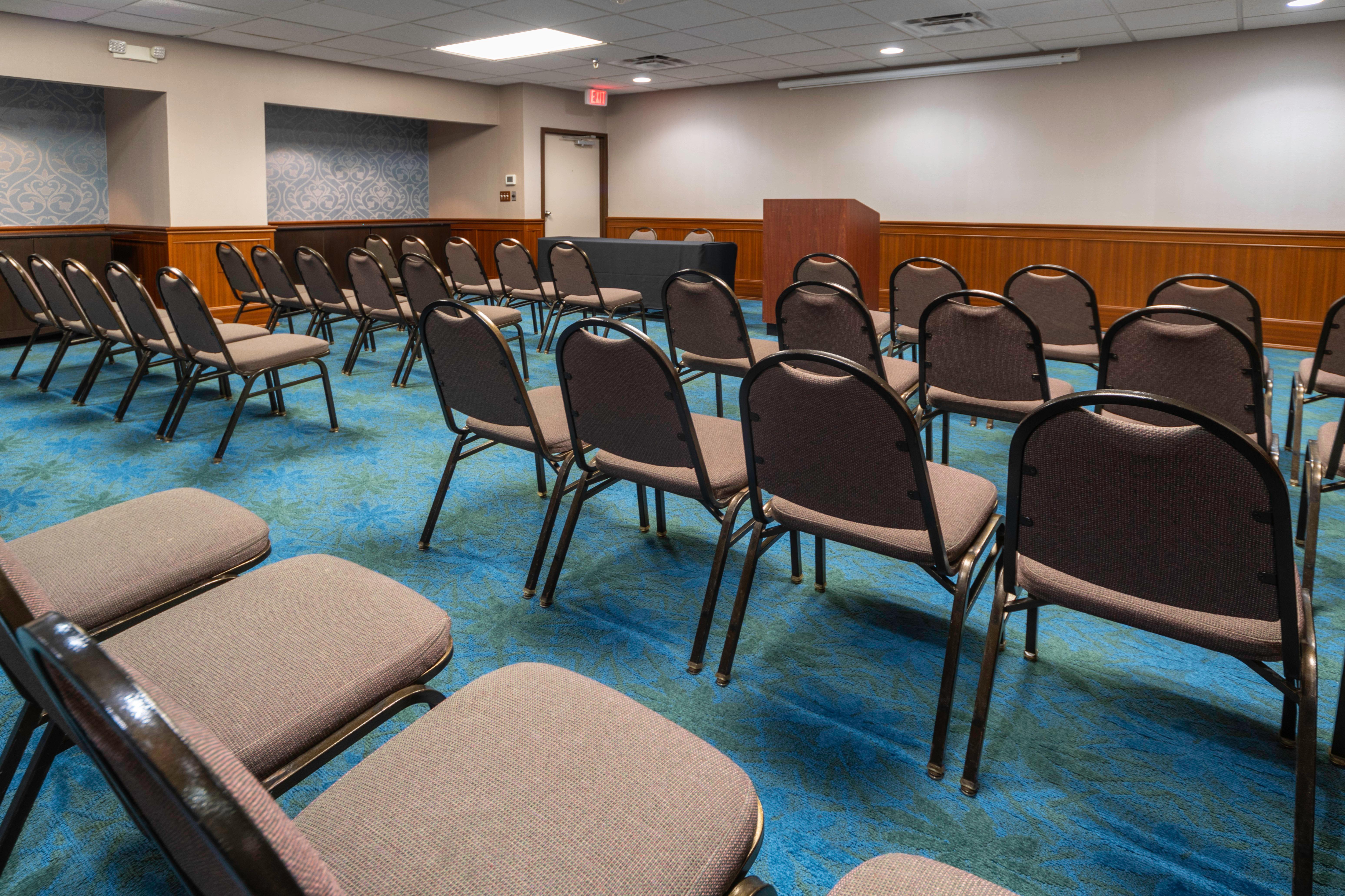 Holiday Inn Louisville East - Hurstbourne By Ihg Eksteriør billede