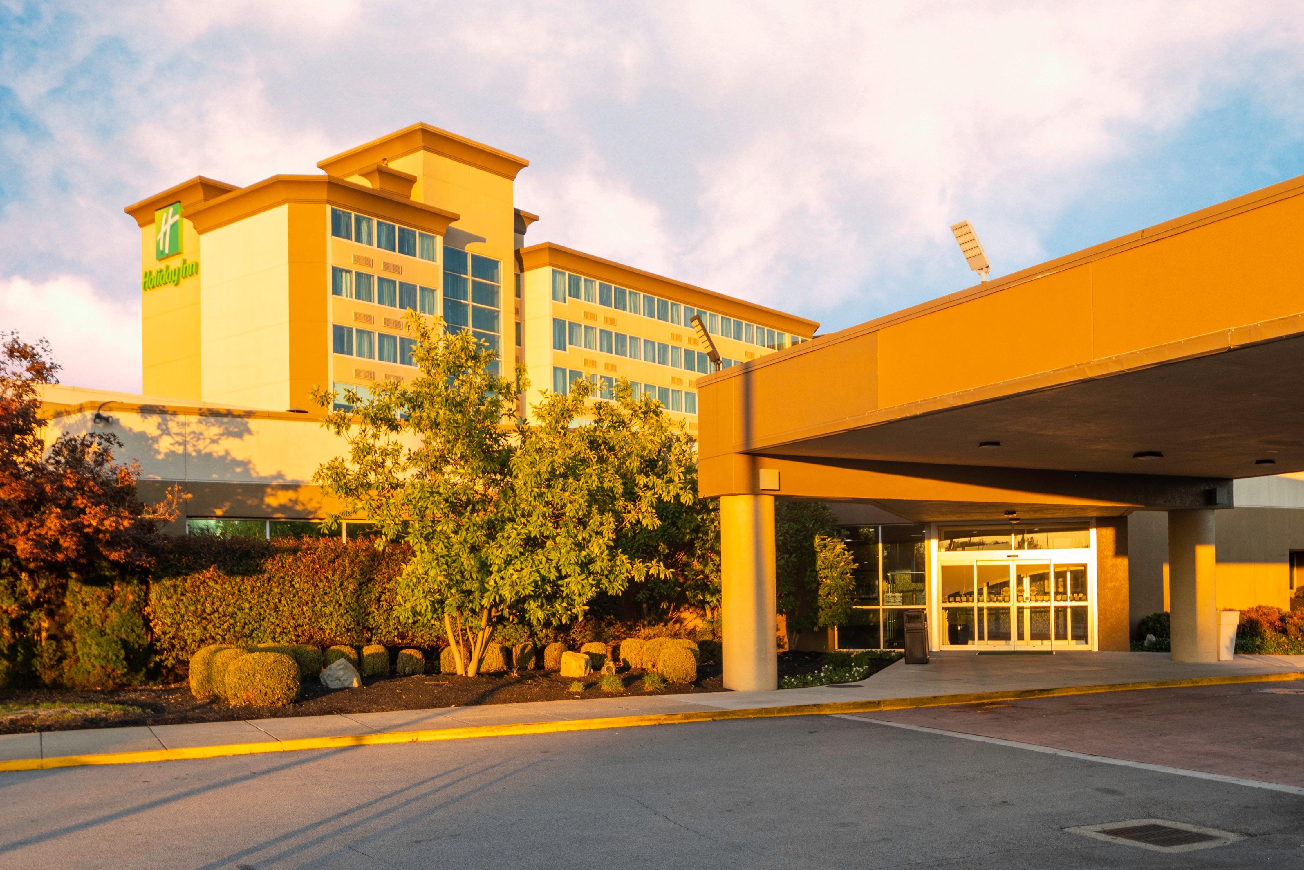 Holiday Inn Louisville East - Hurstbourne By Ihg Eksteriør billede